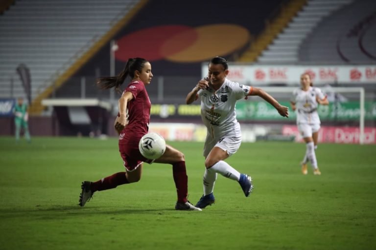 Herediano FF minimizó al Saprissa y jugará la final ante Alajuelense