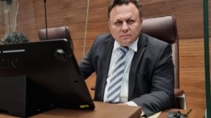 Dolanescu califica de lamentables las declaraciones de la presidenta del TSE