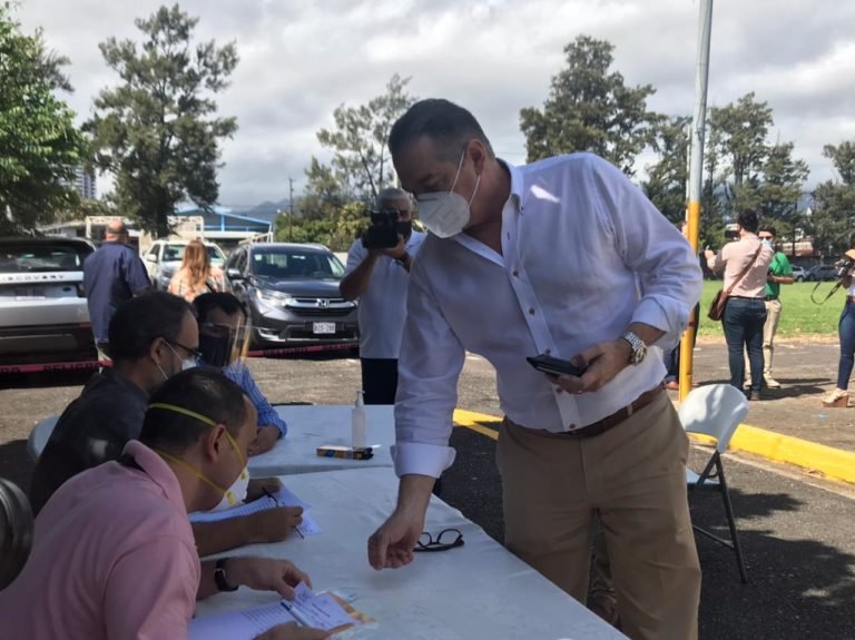 Thompson confía en que delegados de Asamblea Nacional “pongan el corazón más allá de la ambición”