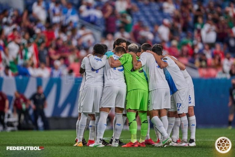 ¡Cabeza arriba Sele! Ese el equipo que nos representa