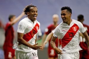 Perú avanza a la siguiente ronda goleando a Venezuela