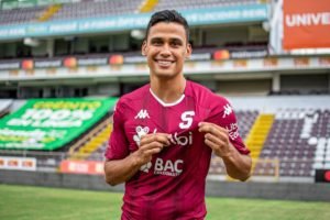 Nuevo refuerzo morado se propone dos metas: la titularidad en el Saprissa y jugar en La Sele