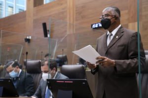 Gourzong: El Gobierno está utilizando los recursos públicos como caballo de Troya