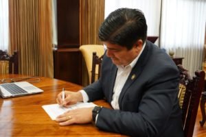 Carlos Alvarado confirma veto parcial a Ley Mordaza