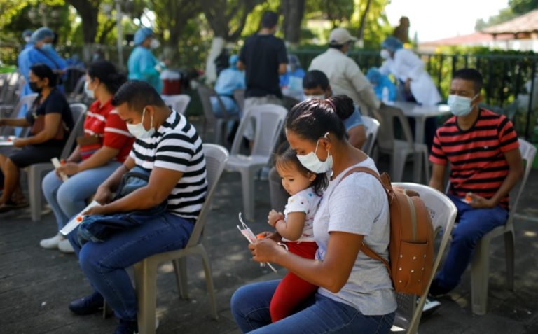 El Salvador: llegada de variante delta complica manejo de la pandemia