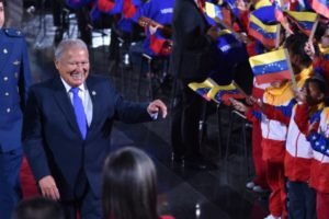 El Salvador: expresidente Cerén recibió casi un millón de dólares de gastos reservados