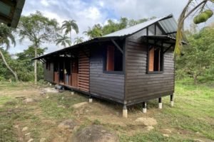 999 familias indígenas recibieron casas diseñadas conforme a sus tradiciones