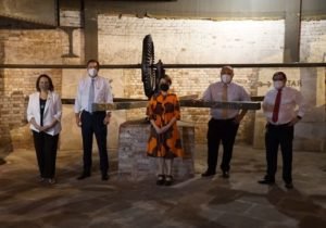 Teatro Nacional rinde homenaje a la CCSS por atención de pandemia y 80 aniversario