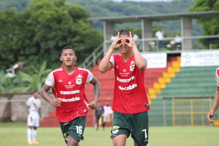 Guanacasteca derrota a un Herediano que no encuentra el norte