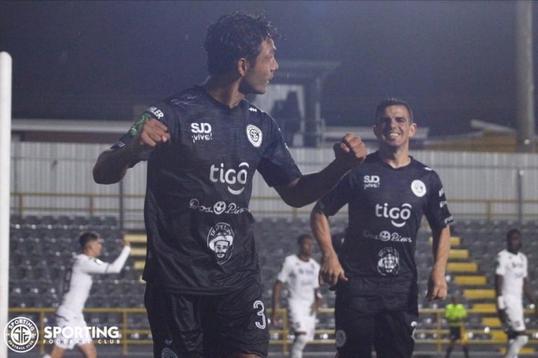 Sporting agiganta su invicto goleando al Saprissa