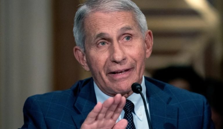 Fauci: Es probable que los ya vacunados contra el coronavirus necesiten un refuerzo