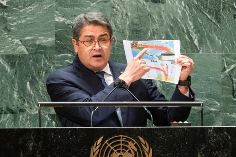 Presidente Juan Orlando Hernández: la pandemia “nos ha puesto de rodillas”