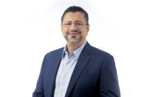 Rodrigo Chaves es ratificado como candidato presidencial del Partido Progreso Social Democrático