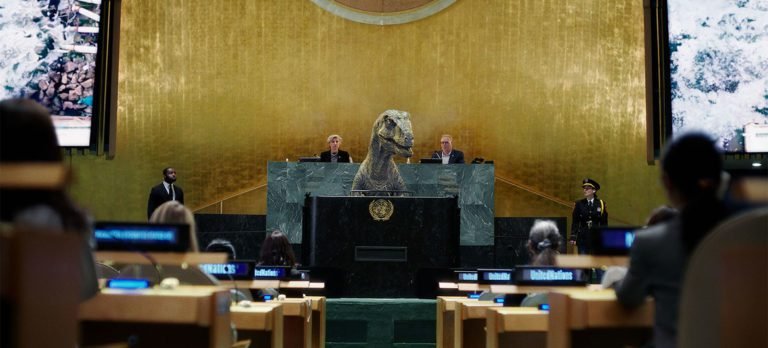 Combustibles fósiles nos abocan a la extinción, advierte un dinosaurio a los líderes de la ONU