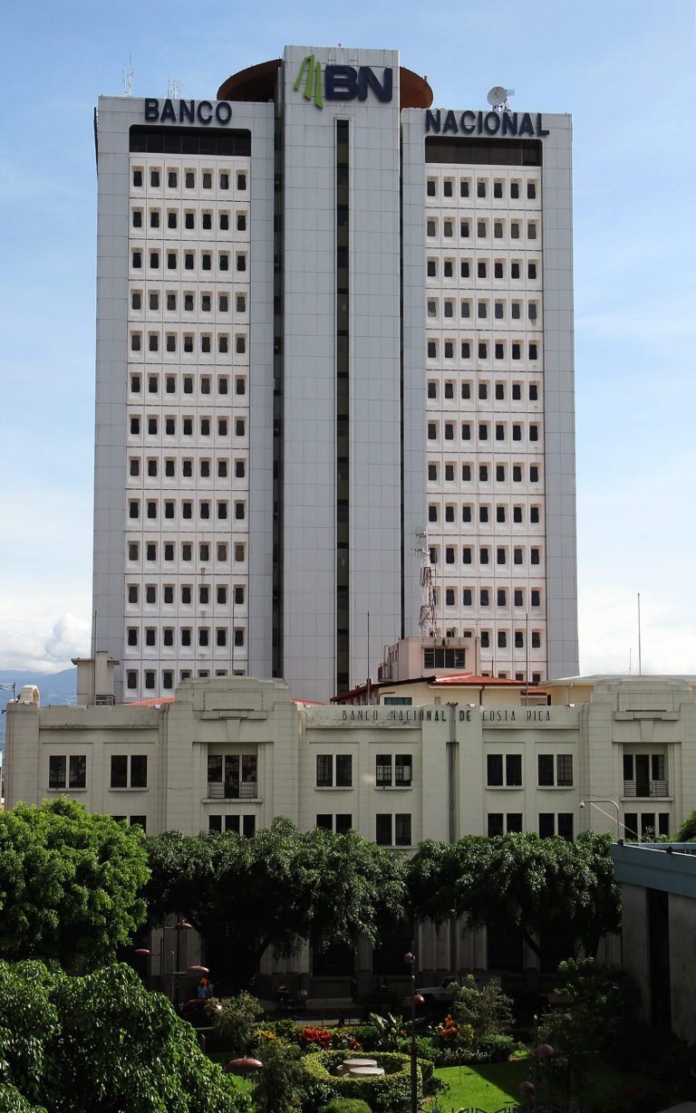 Banco Nacional reconocido por The Banker como El Banco del Año 2021 en Costa Rica