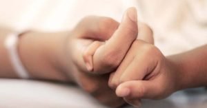 CCSS reactiva ingreso de visitantes y acompañantes de pacientes hospitalizados en establecimientos de salud