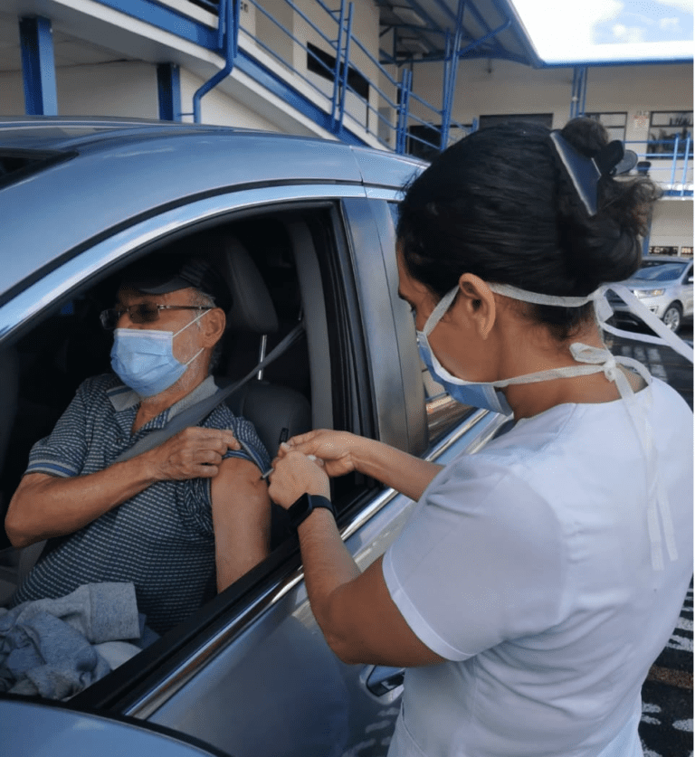 Área Salud Heredia-Cubujuquí vacunará contra covid-19 en VacunaCAR