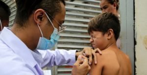 Estadounidenses desarrollan vacuna que podría ayudar a los países humildes en su lucha contra la pandemia