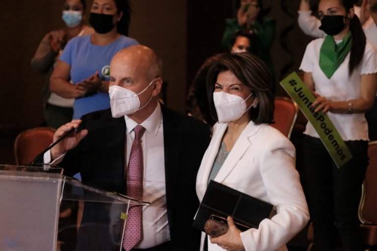 Laura Chinchilla respalda campaña de José María Figueres