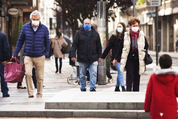 España anula orden de usar mascarilla en exteriores