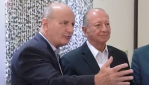 Dr. Rodolfo Hernández da adhesión a Figueres