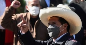 Congreso peruano aprueba iniciar un proceso de juicio político contra Pedro Castillo