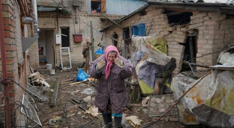 Líderes ucranianos expresan confianza a una semana de la invasión rusa