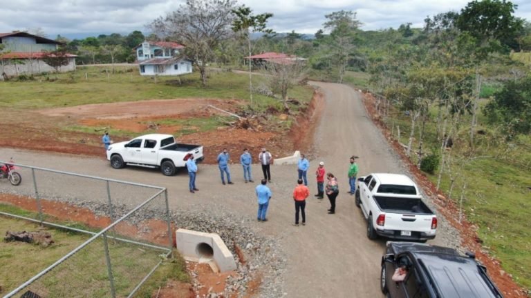 El proyecto de mejoramiento de las vías de Guatuso a un 90% de avance