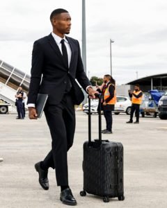 Real Madrid ya está en París