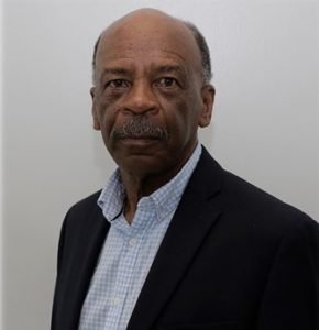 Carlos Watson regresa a las canchas