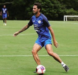 Brayan Ruiz positivo de COVID-19