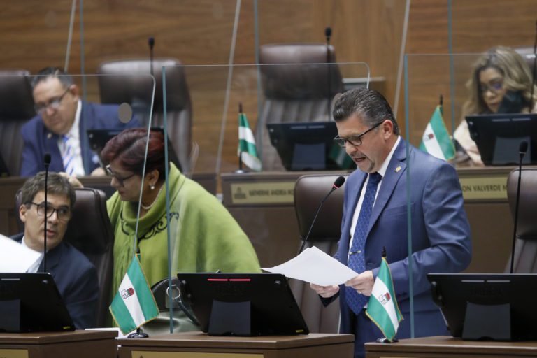 Diputados serán los encargados de posible sanción sobre Gilberth Jiménez