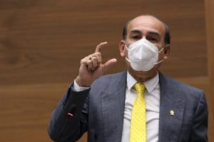 Francisco Nicolás propone que no se cobre intereses o comisiones por pago anticipado de préstamos