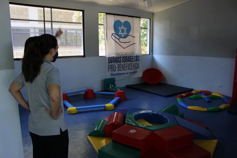 Escuelas en zonas rurales serán los próximos beneficiados de las Damas Israelitas