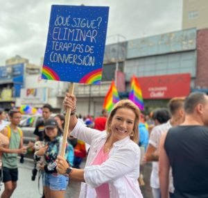 Se extiende plazo a proyecto para eliminar terapias de conversión