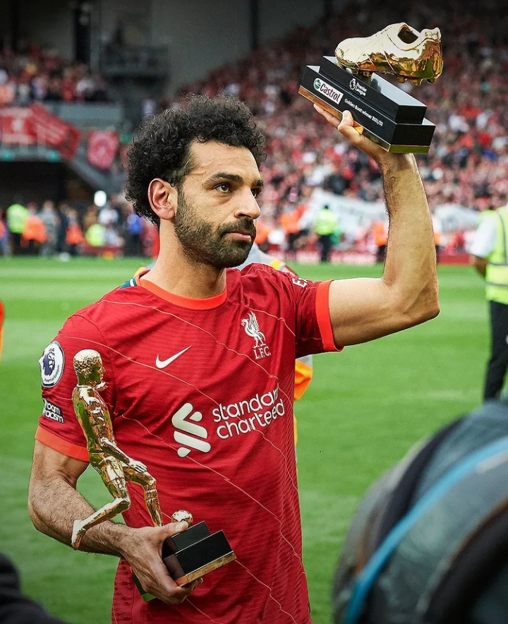 Salah rompe el silencio