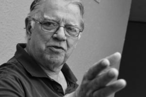 Muere el poeta y premio Magón Laureano Albán