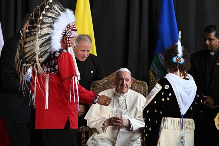 Papa Francisco llega este a Canadá para una “peregrinación penitencial” por los abusos de la Iglesia