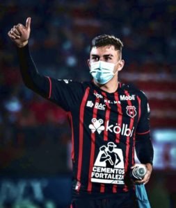 Fernán Faerron califica como falsas declaraciones del masajista del Alajuelense