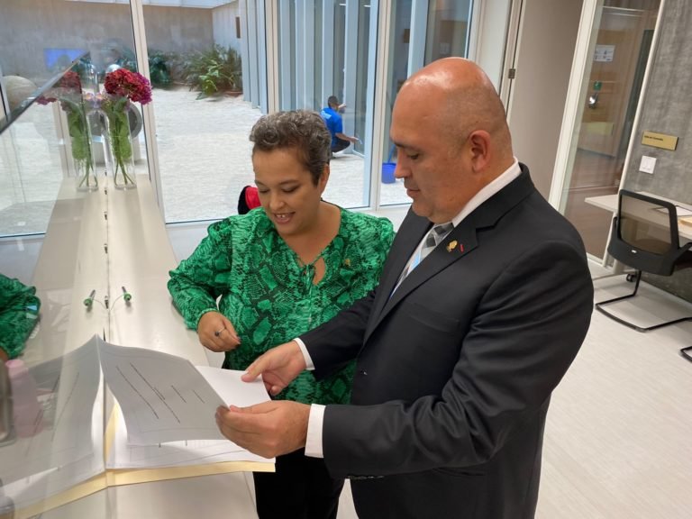 Carolina Delgado y Alejandro Pacheco buscan unificar elecciones presidenciales y municipales