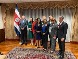 Diputados de Cartago se reúnen con Rodrigo Chaves con el objetivo de mejoras para la provincia