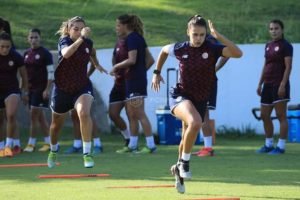 La Selección Femenina contra la historia