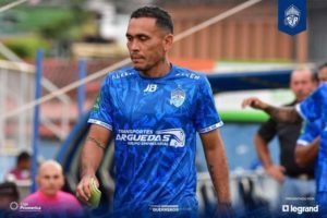 ¿Quién está detrás de los diseños en los uniformes del Pérez Zeledón?