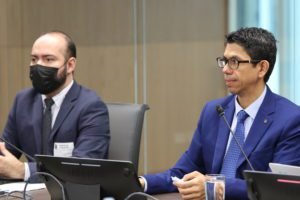 Recepción de oferentes para Revisión Técnica Vehicular se podría extender