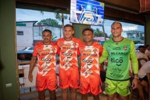 Nuevo uniforme del Puntarenas FC