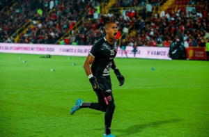 El futuro de Miguel Ajú en Alajuelense es incierto