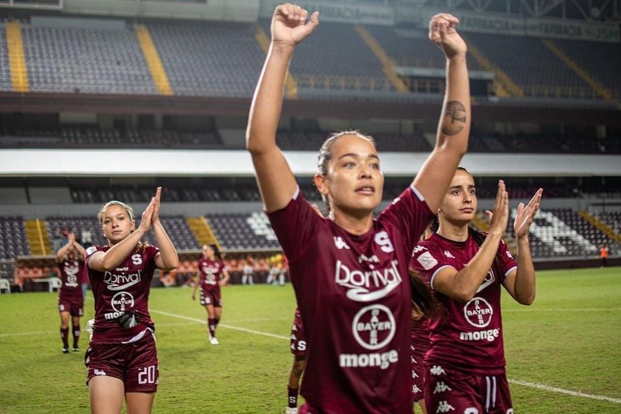 Saprissa FF goleó a Herediano