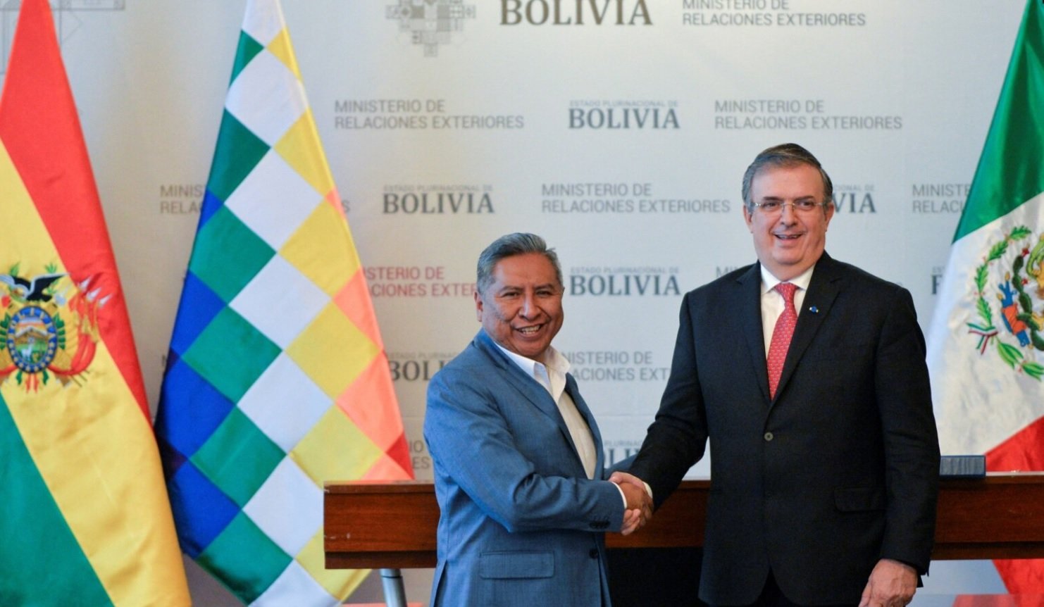 Bolivia y México colaborarán para explotación de litio