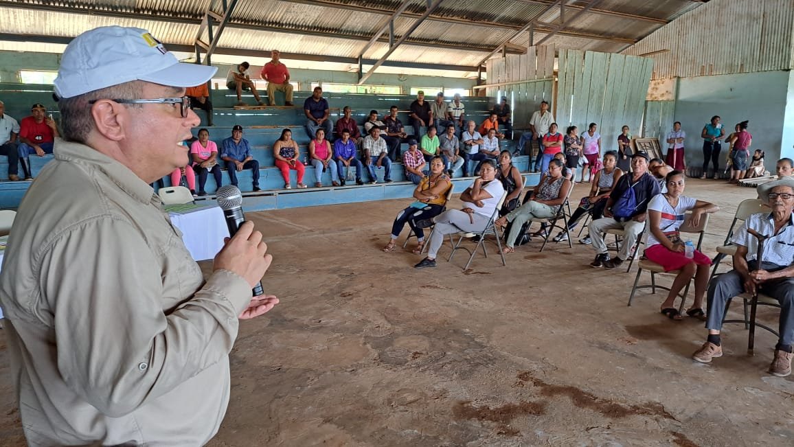 Inder escucha problemática de habitantes en Franja Fronteriza Norte