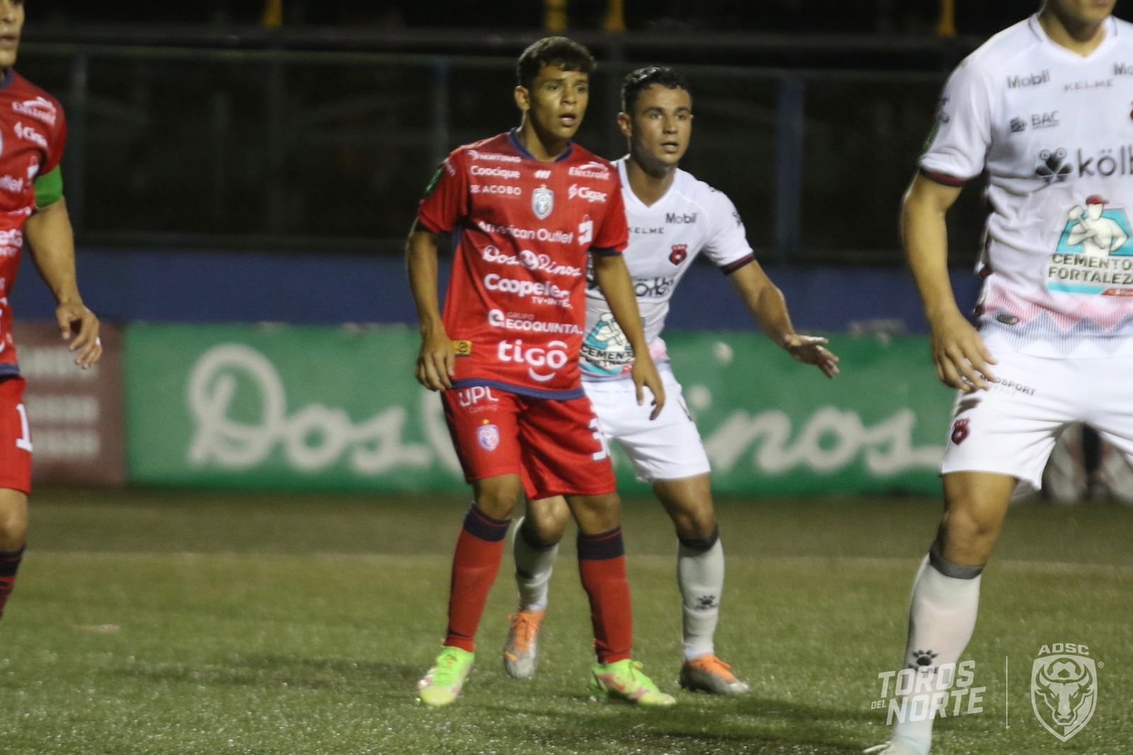 San Carlos y Alajuelense no pasaron del empate en un aburrido encuentro